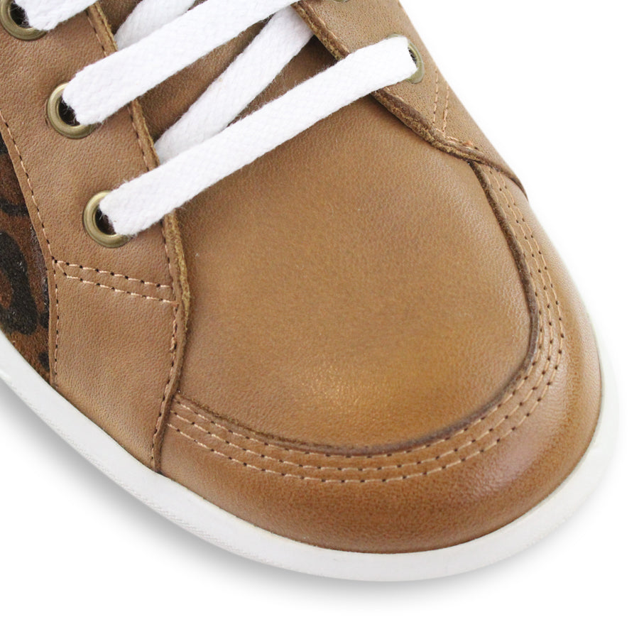 FRONT VIEW OF BROWN LACE UP SNEAKER WITH LEOPARD PRINT PANELS ON THE SIDES 