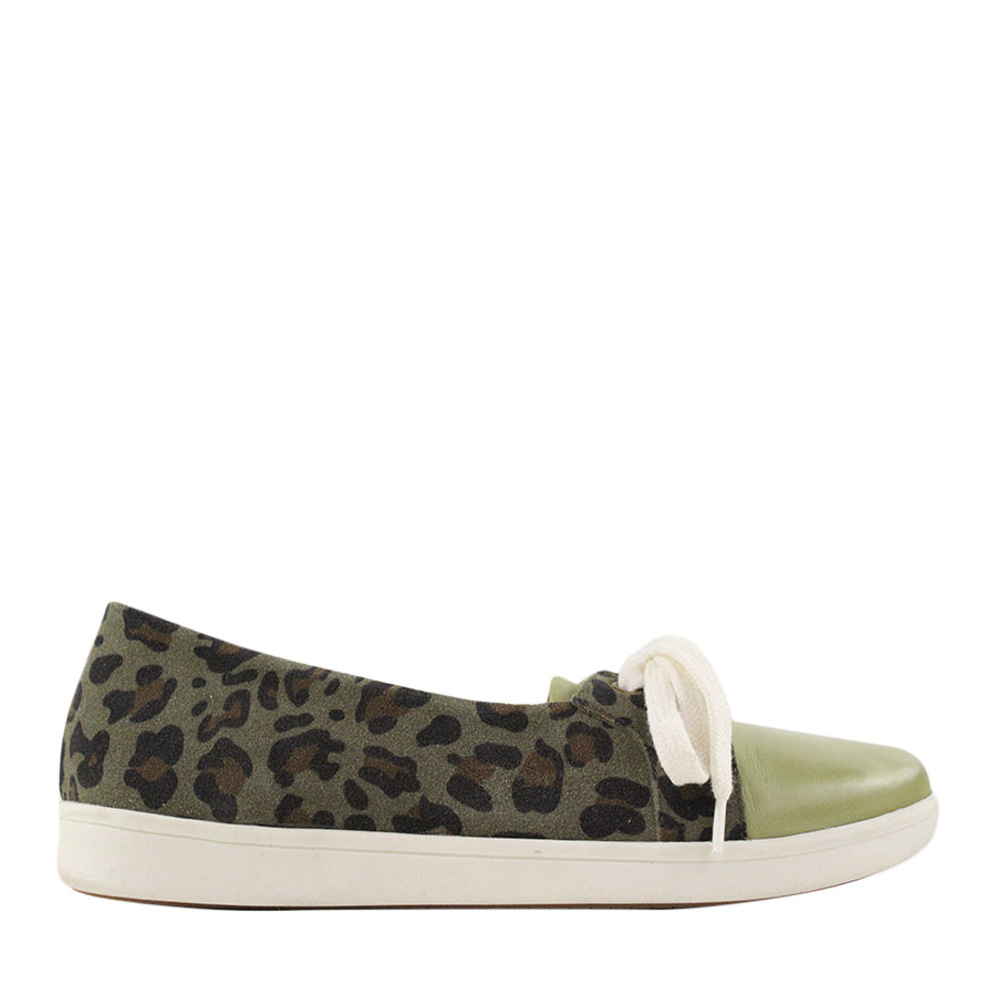 SIDE VIEW OF LEOPARD PRINT CASUAL SHOE WITH LACES AND GREEN TOE 