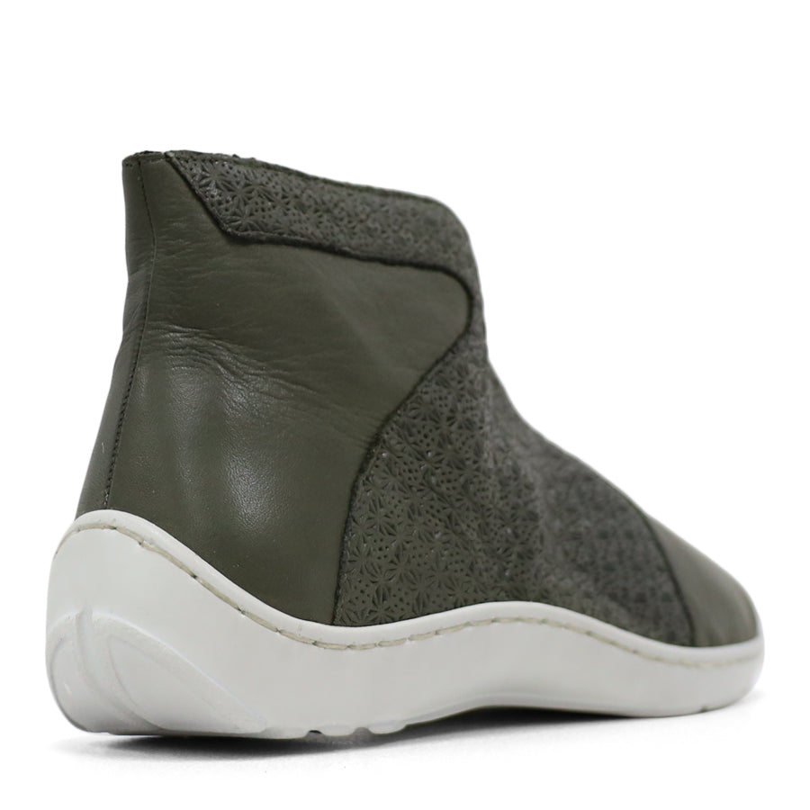 BACK VIEW OF GREEN LEATHER ANKLE BOOT WITH WHITE SOLE AND PATTERNED DETAIL PANELLING 