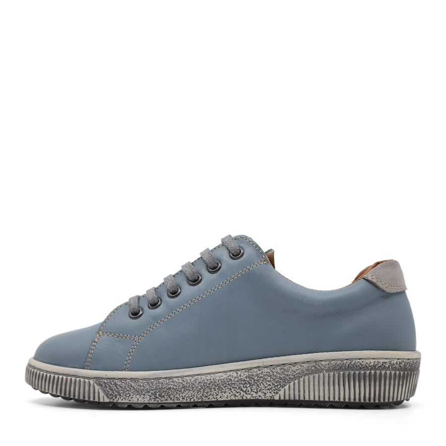 BLUE LEATHER SNEAKER WITH LACES AND SIDE ZIP