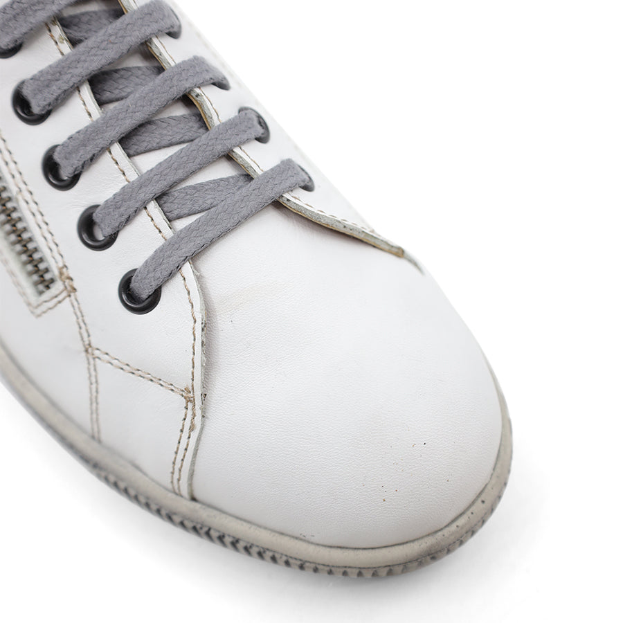 WHITE LEATHER SNEAKER WITH LACES AND SIDE ZIP