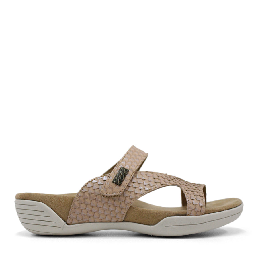 SIDE VIEW OF TAUPE FLAT SANDAL WITH TRANGLE TEXTURED STRAPS, OPEN TOE AND WHITE SOLE 