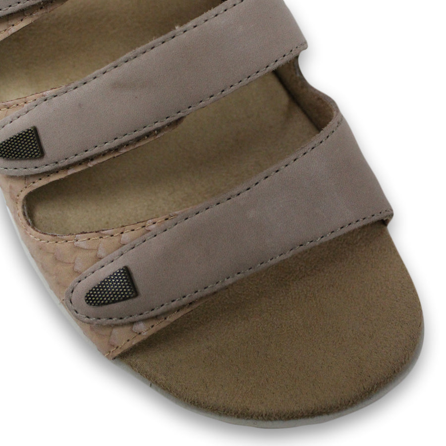 FRONT VIEW OF TAUPE FLAT SANDAL WITH TRANGLE TEXTURED SIDE PANELS, OPEN TOE, OPEN BACK, WHITE SOLE AND THREE STRAPS ACROSS THE FRONT 