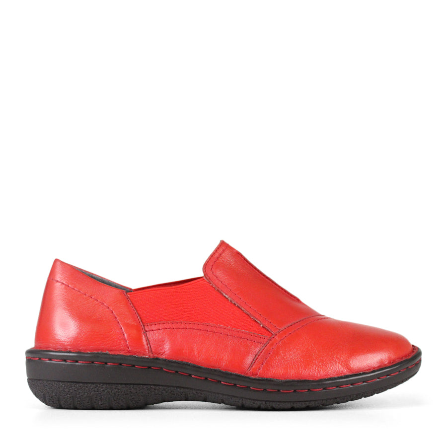 SIDE VIEW OF RED LEATHER CASUAL SHOE 