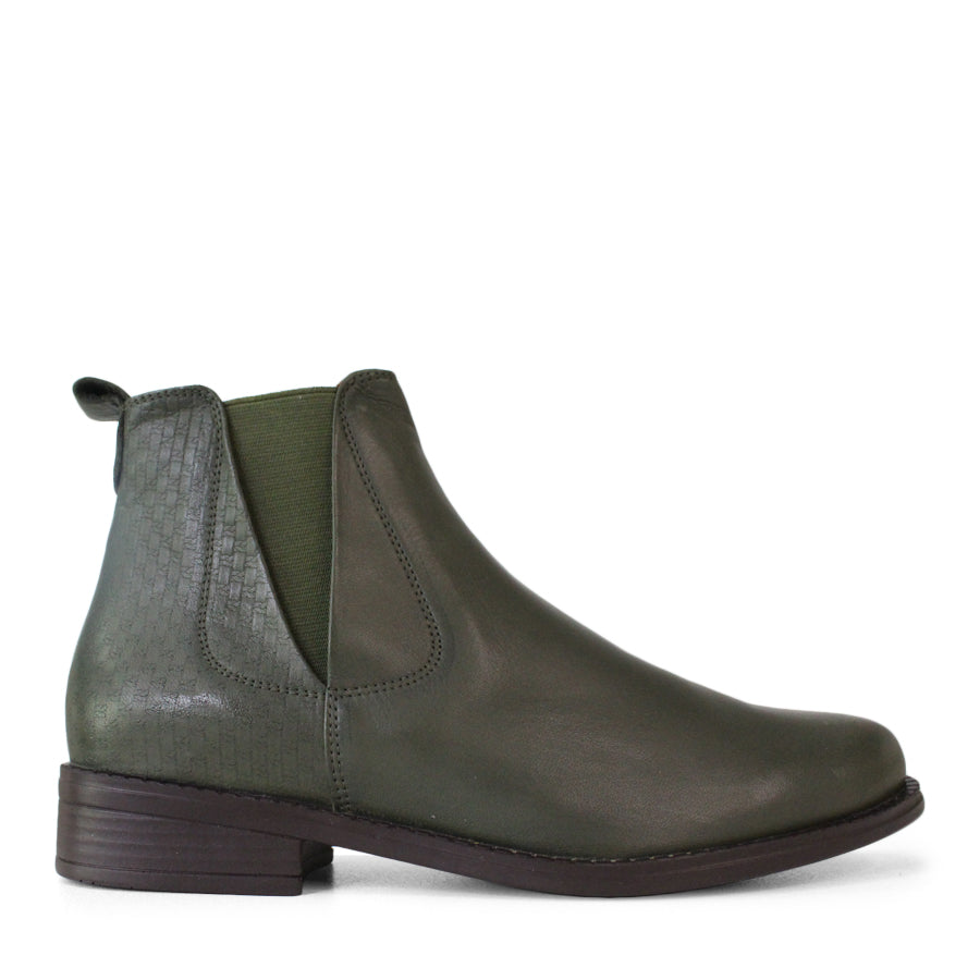 SIDE VIEW OF GREEN LEATHER ANKLE BOOT WITH SMALL HEEL 
