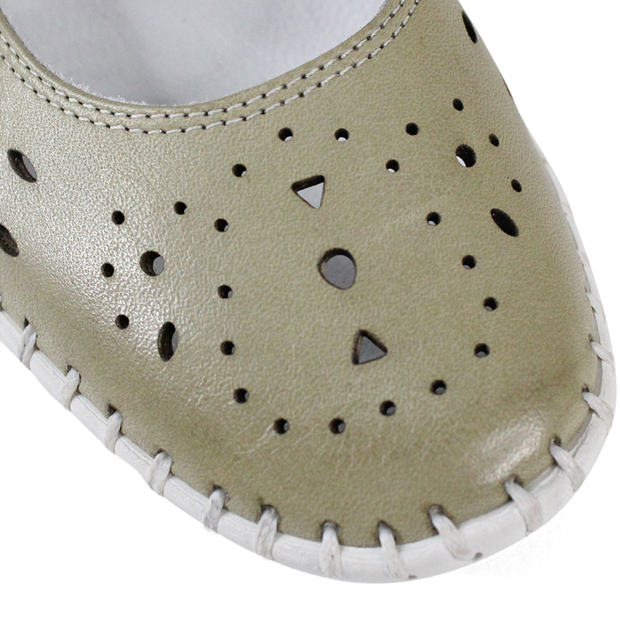 FRONT VIEW GREEN FLAT CASUAL SHOE WITH WHITE STITCHING DETAILING 
