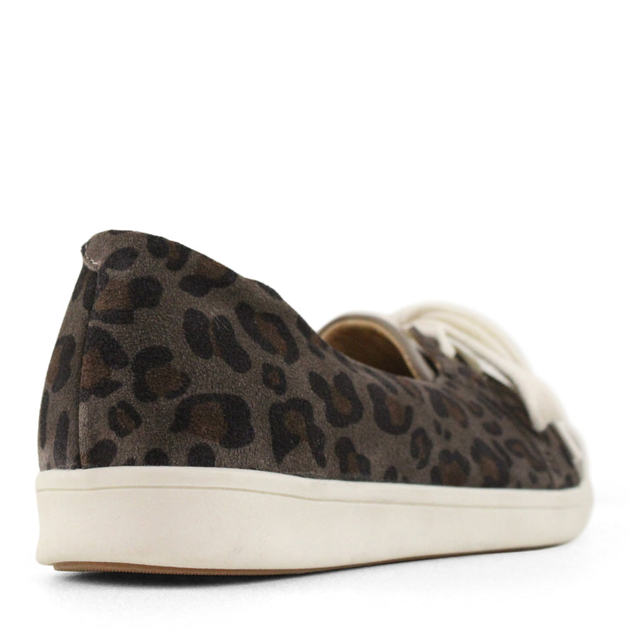 BACK VIEW OF LEOPARD PRINT CASUAL SHOE WITH LACES AND GREY TOE 