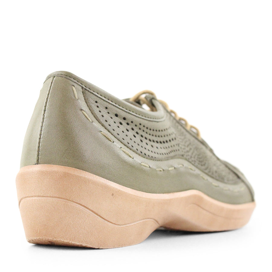 BACK VIEW OF GREEN LACE UP CASUAL SHOE WITH LASER CUT DETAIL 