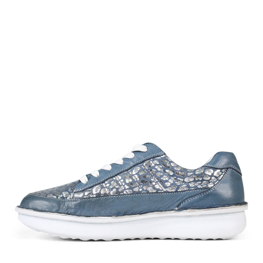 SIDE VIEW OF BLUE LACE UP SNEAKER WITH METALLIC LEOPARD PRINT DETAILING ON SIDE AND FRONT PANELS. WHITE SOLE 