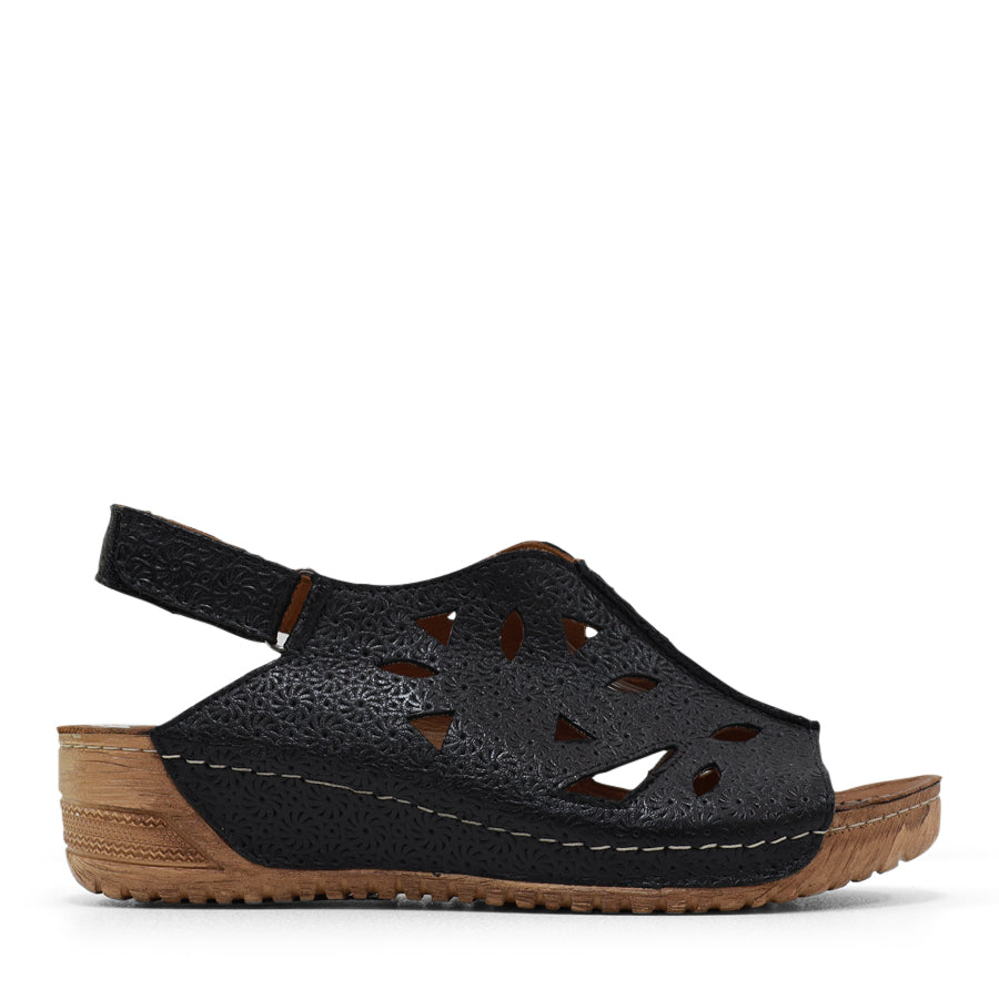 SIDE VIEW OF BLACK LEATHER SLINGBACK SANDAL 