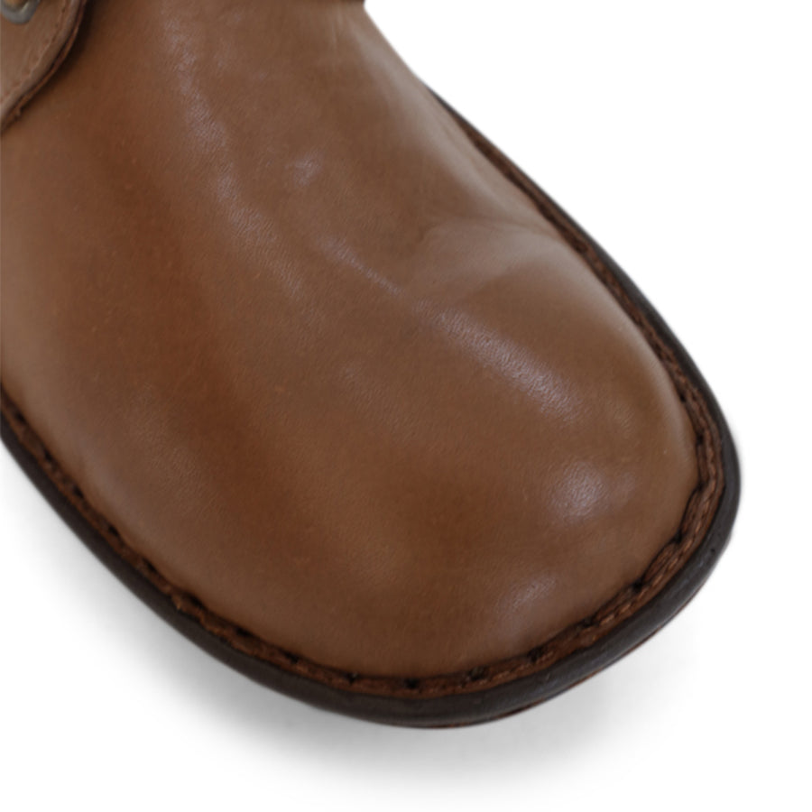 Wide toe fit in brown ankle boot