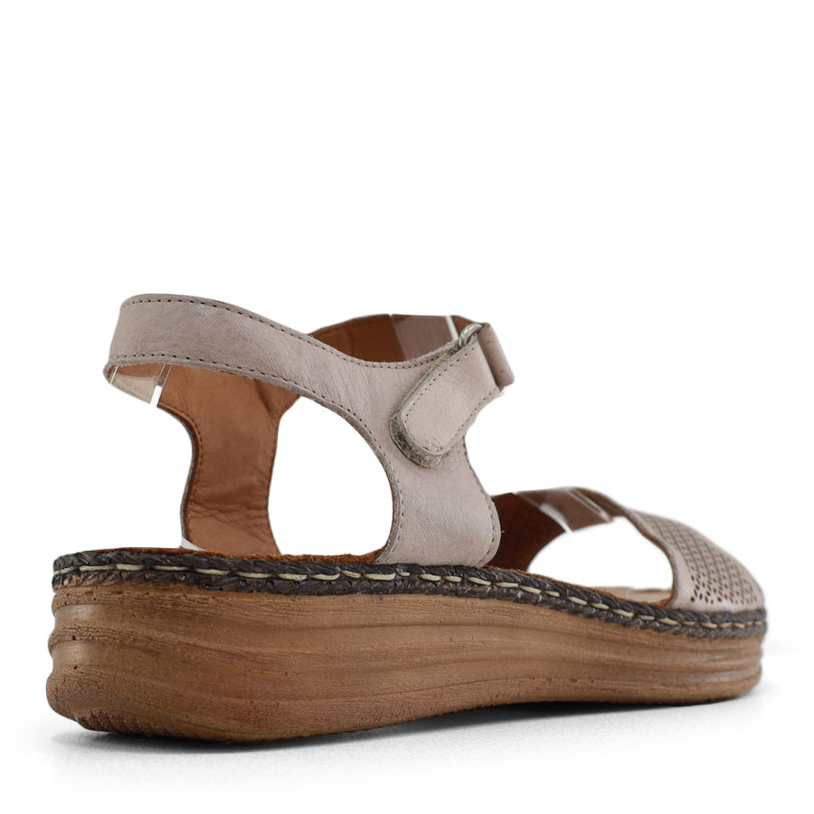 BACK VIEW OF GREY LEATHER SANDAL WITH STRAP