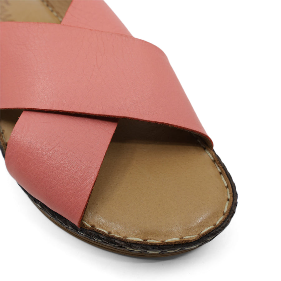FRONT VIEW OF PINK LEATHER CRISS CROSS FRONT SANDAL