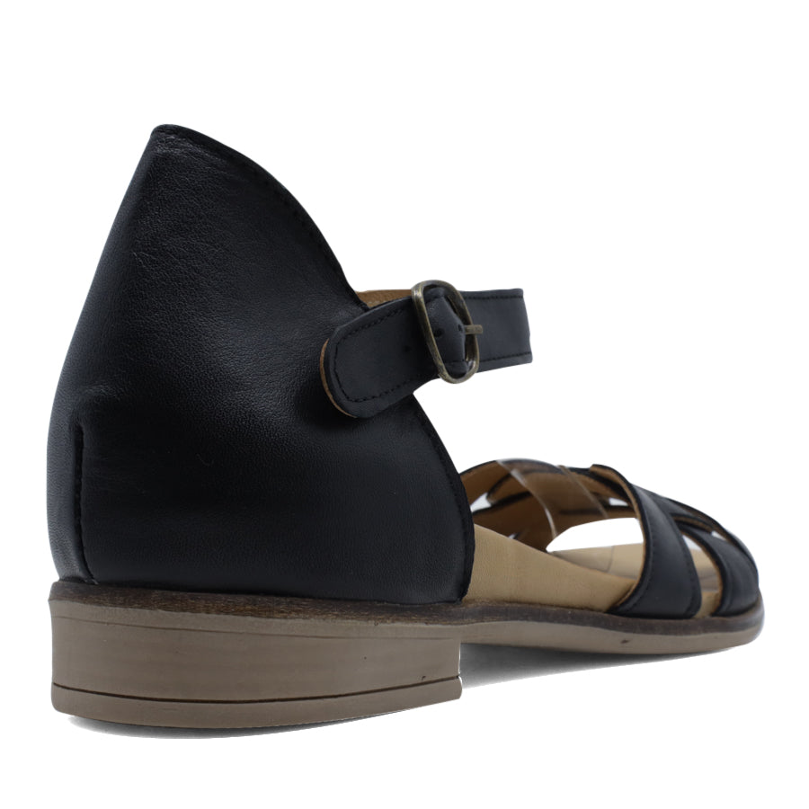 BACK VIEW OF BLACK LEATHER SANDAL WITH INTERWOVEN POCKED BACK FRONT AND ADJUSTABLE BUCKLE