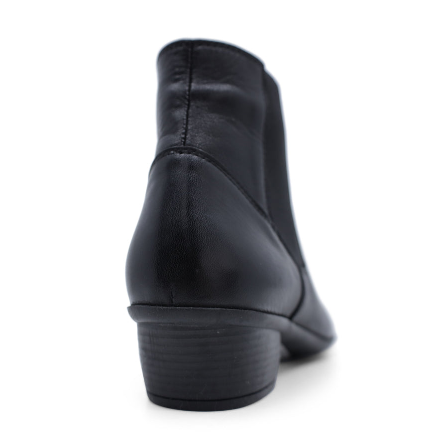 BACK VIEW OF BLACK ANKLE BOOT WITH SMALL HEEL