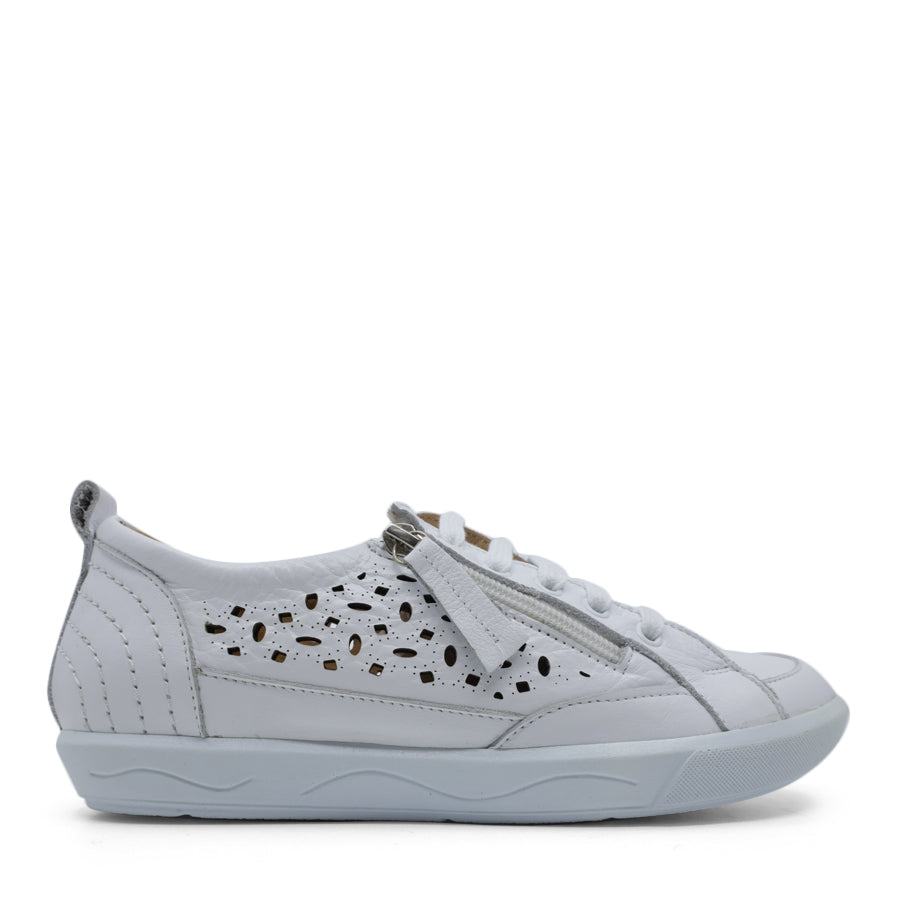 SIDE VIEW OF WHITE LACE UP SNEAKER WITH SIDE ZIP AND CUT OUT DETAILING 