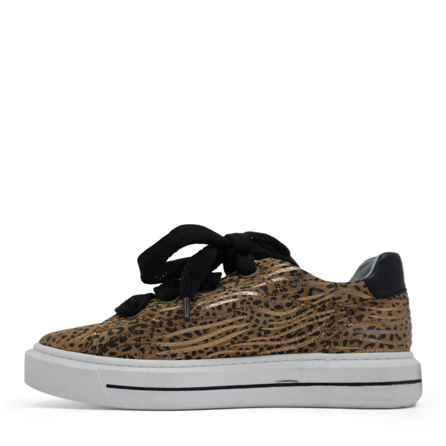 SIDE VIEW OF CASUAL LACE UP SHOE BEIGE LEOPARD PRINT WITH GOLD SHIMMER
