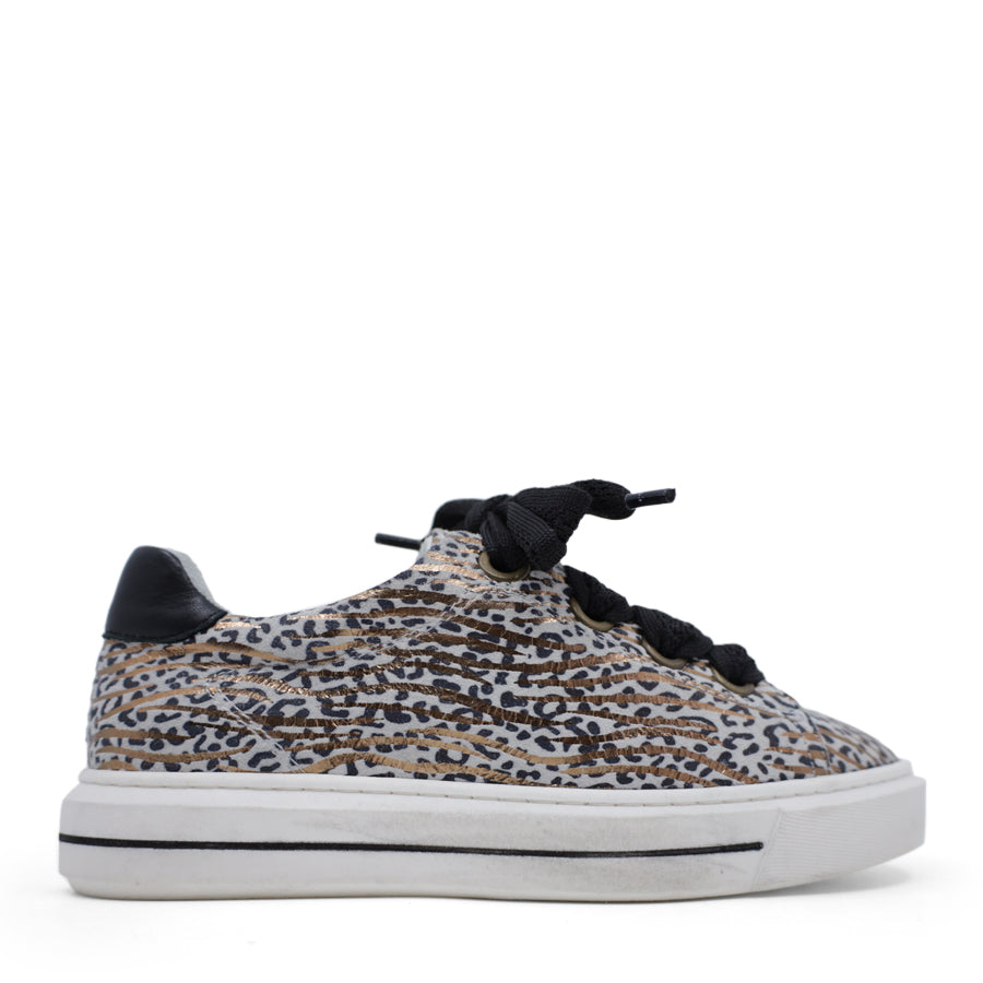SIDE VIEW OF CASUAL LACE UP SHOE WHITE LEOPARD PRINT WITH GOLD SHIMMER