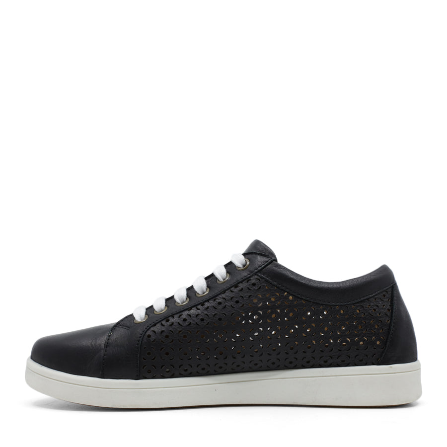 SIDE VIEW OF BLACK LACE UP SNEAKER WITH SIDE ZIP AND WHITE SOLE. PERFORATED DETAIL ON SIDE PANELS