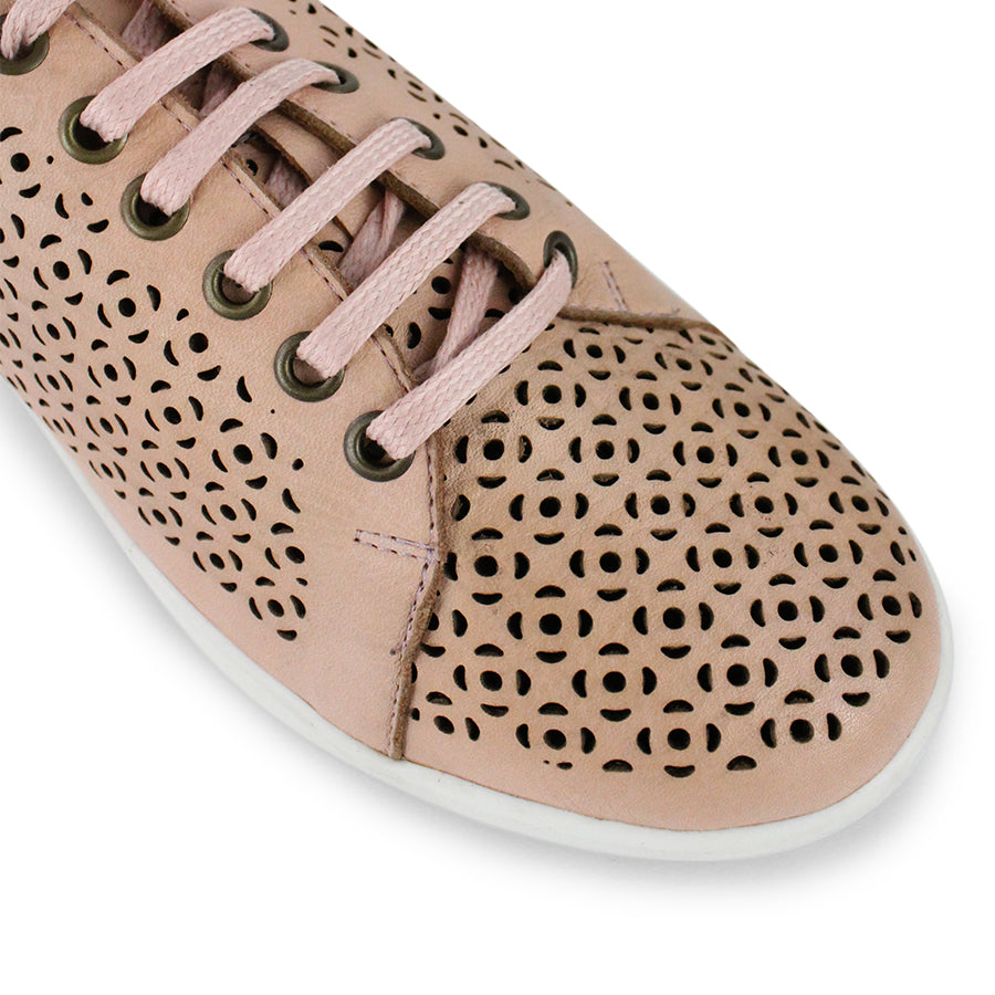 FRONT VIEW OF SALMON COLOURED LACE UP CASUAL SHOE WITH SPECKLE CUT OUT DETAILING  