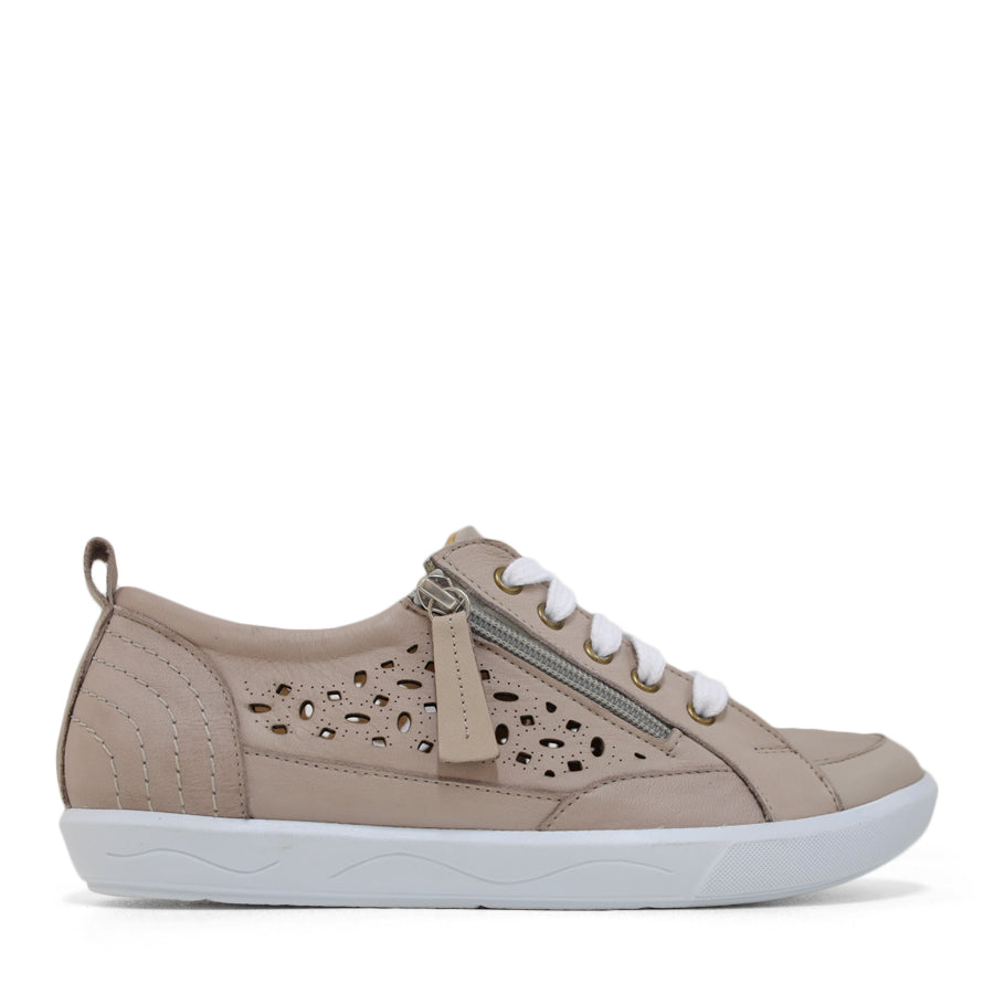 SIDE VIEW OF GREY LACE UP SNEAKER WITH SIDE ZIP AND CUT OUT DETAILING 